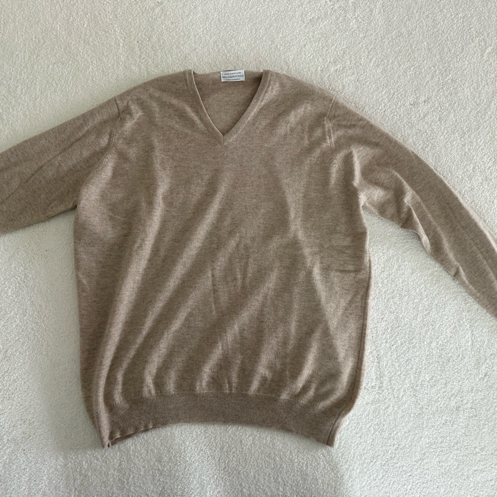 Men's Beige V-Neck Sweater Scottish Cashmere